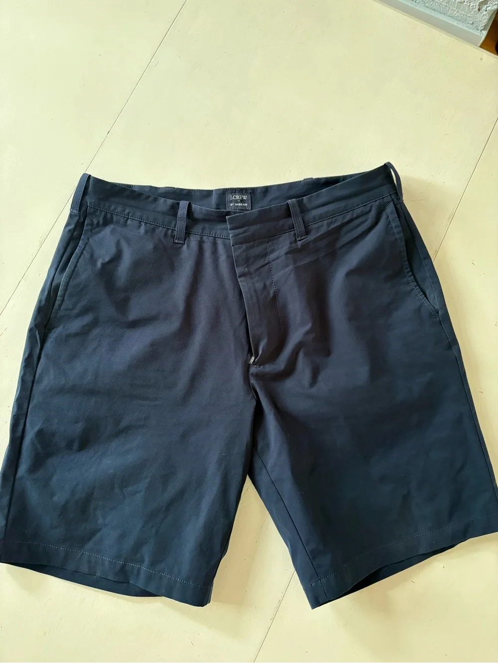 J. Crew Men’s Navy Flat-Front performance Shorts